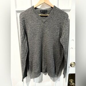 Men's V-Neck Sweater in Charcoal Gray